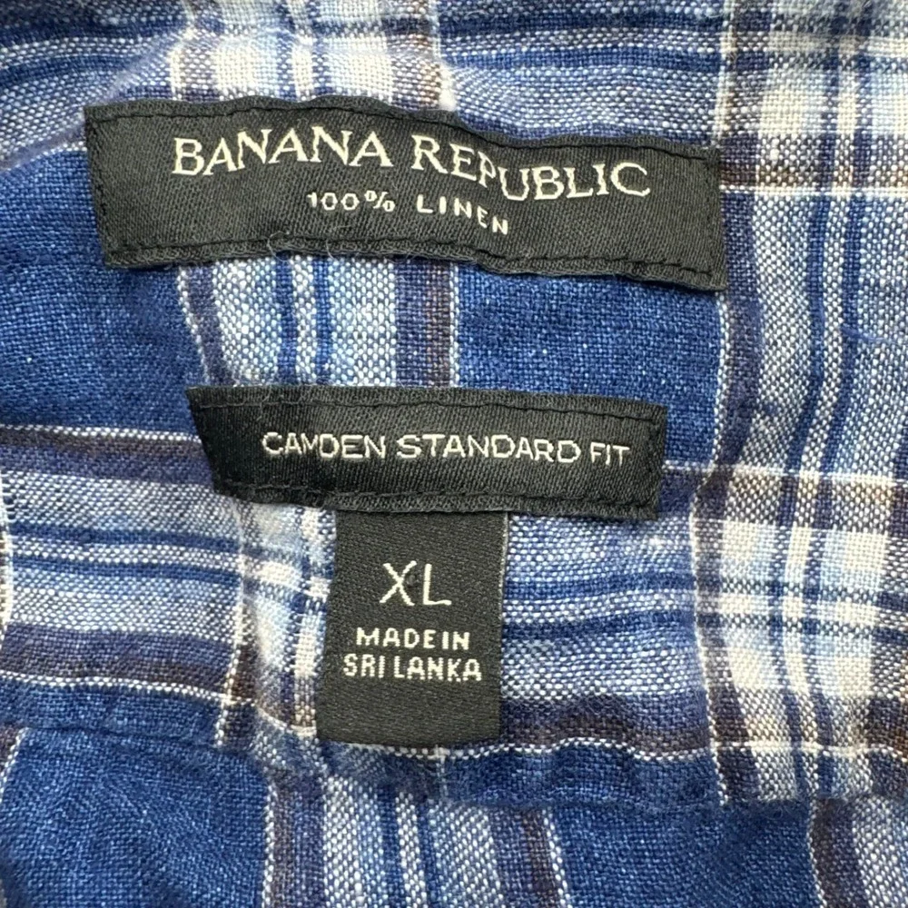 Banana Republic shipping ship